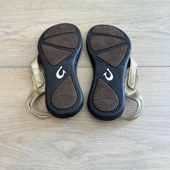 Olukai Eheu V-Strap Gold Thong Summer Beach Pool Sandals Girls 2 - Picture 7 of 7